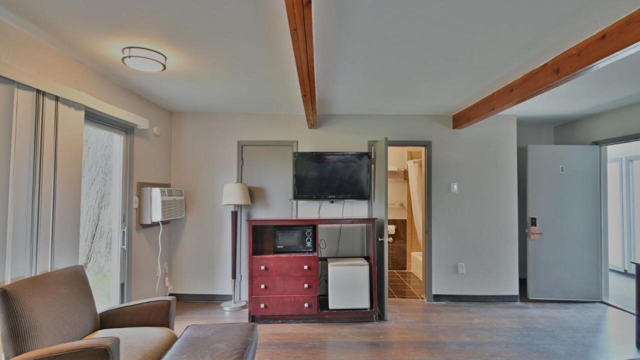 Maplehurst Motel Tunkhannock ภายนอก รูปภาพ