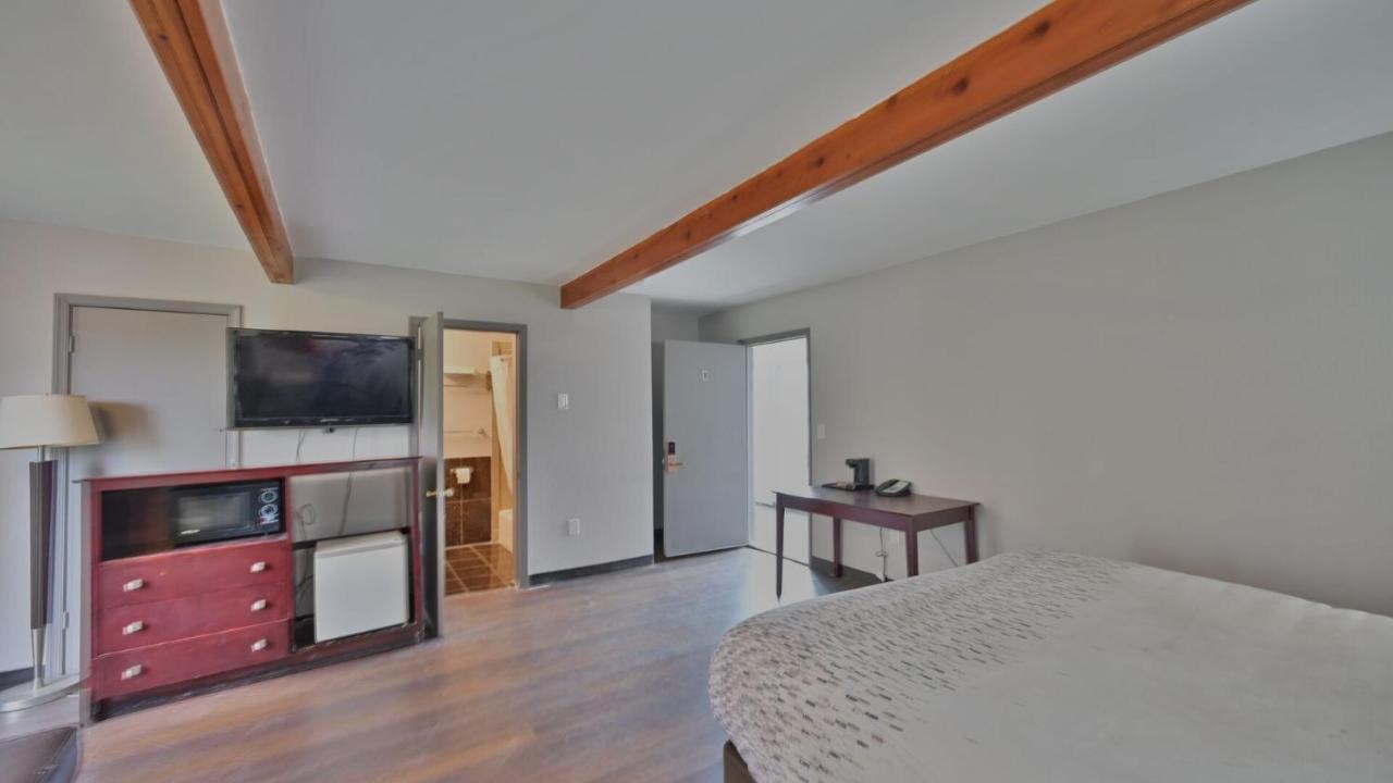 Maplehurst Motel Tunkhannock ภายนอก รูปภาพ