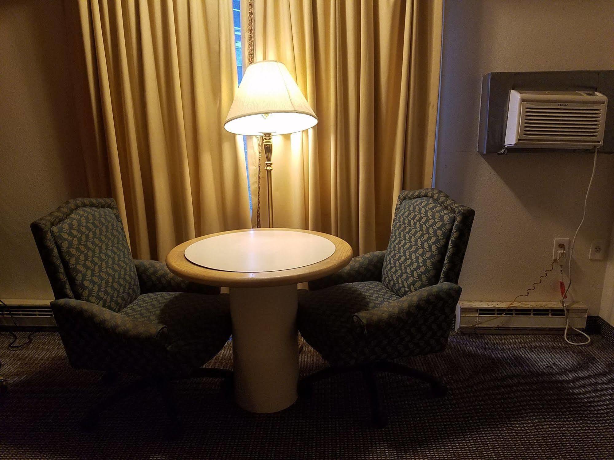 Maplehurst Motel Tunkhannock ภายนอก รูปภาพ