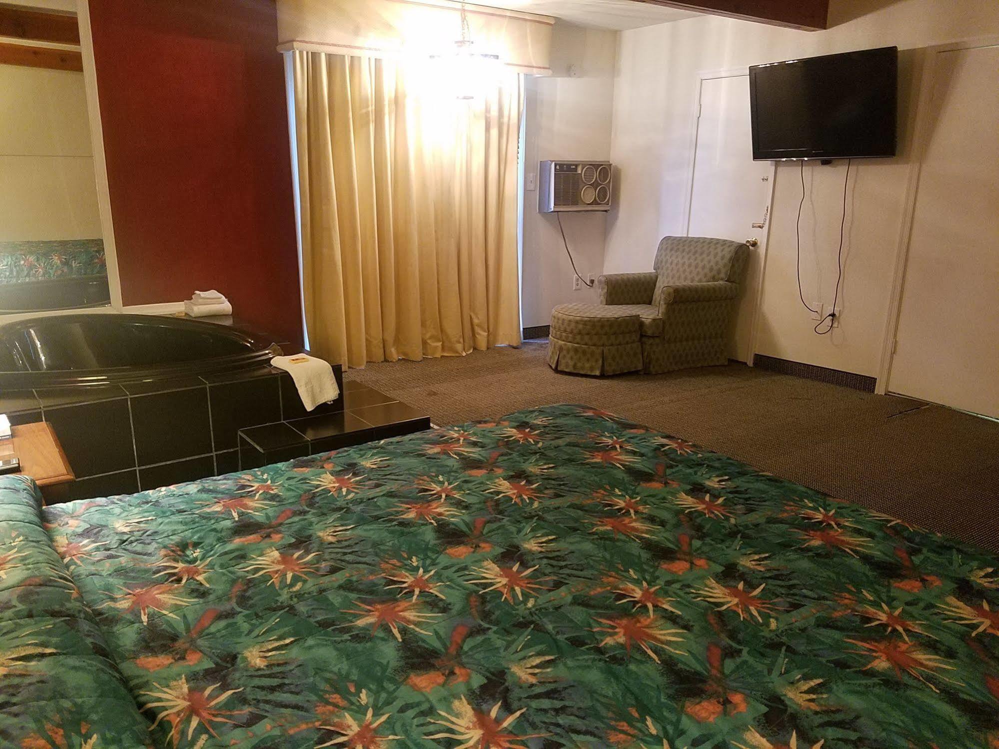 Maplehurst Motel Tunkhannock ภายนอก รูปภาพ